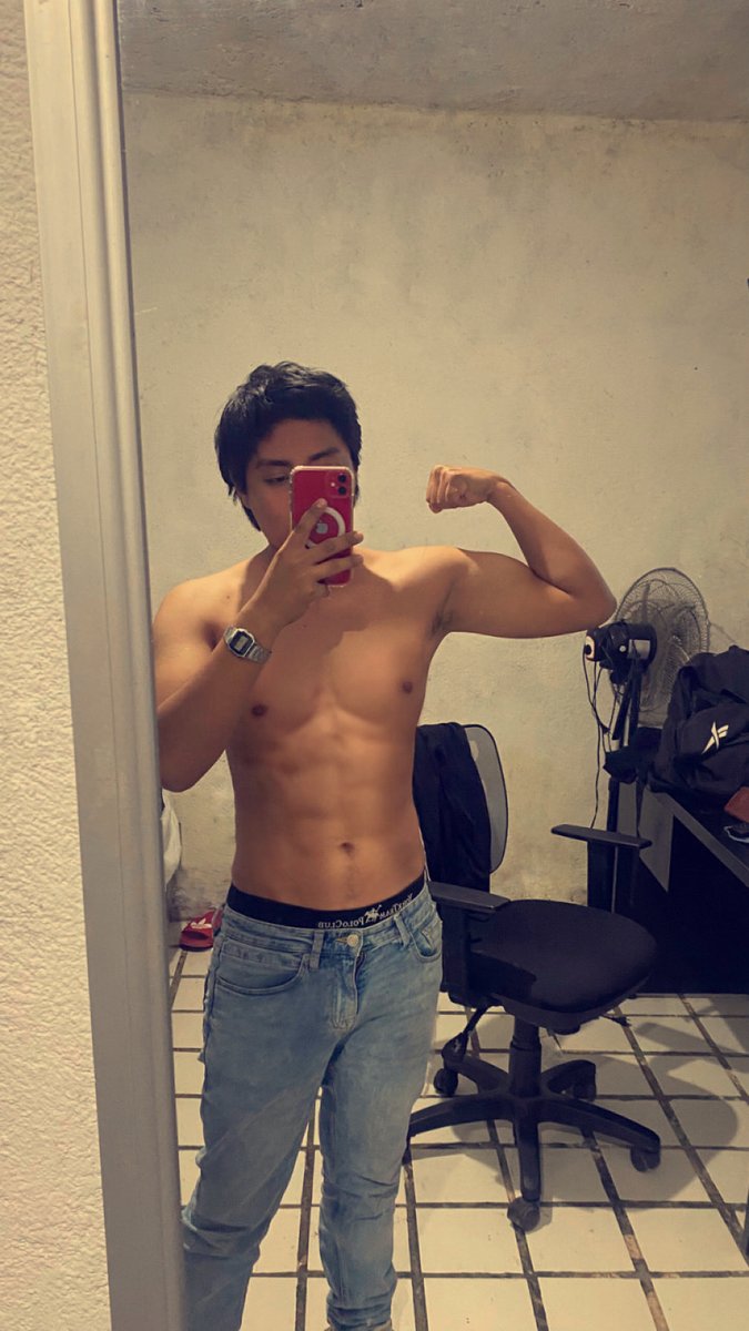 Edysoon_1's tweet photo. #gym https://t.co/spJhNuFj9u