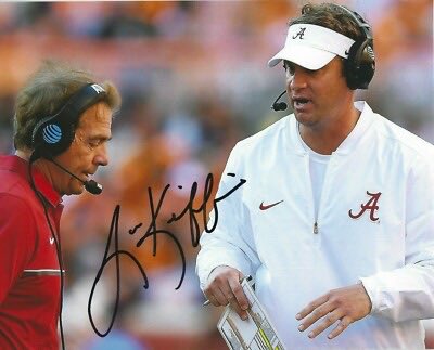 4thandFrat's tweet photo. For the record. Ain’t no way that ain’t nothing but a squiggle. https://t.co/lIJpbrK2AK