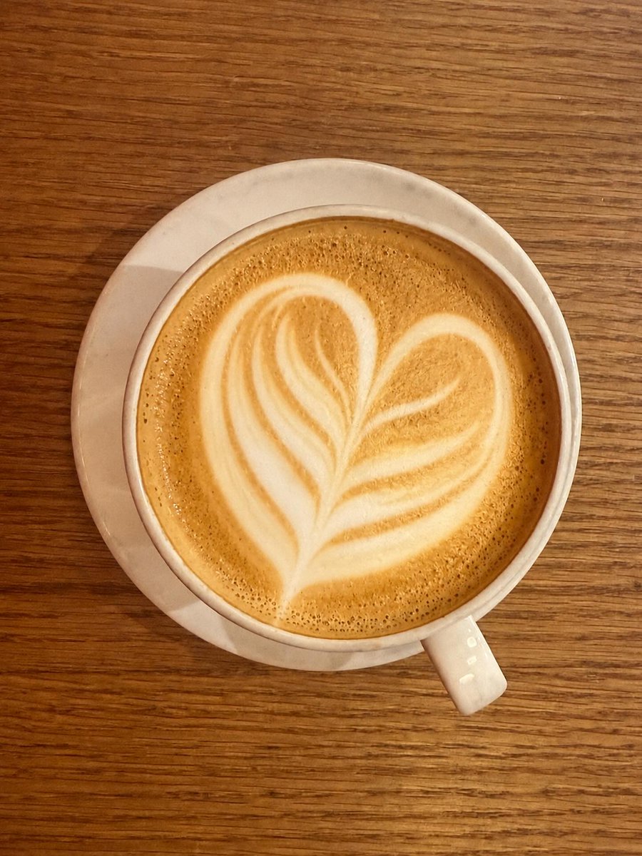 Allandomination's tweet photo. Cappuccino art https://t.co/6cfHvKBBhm