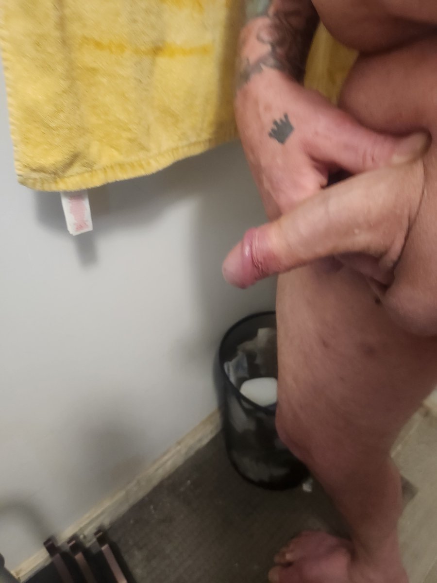 farver13's tweet photo. What do you think of my cock https://t.co/isLj4aESAp