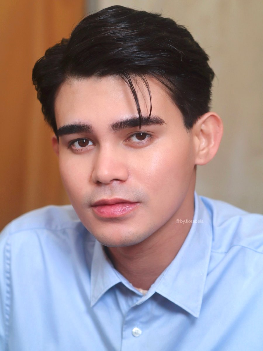 tom_cor's tweet photo. First time in my makeup chair for today’s teleserye taping. Abangan! @inigopascual Hair &amp; Makeup: @by. florabela https://t.co/fZqt6PQuK3