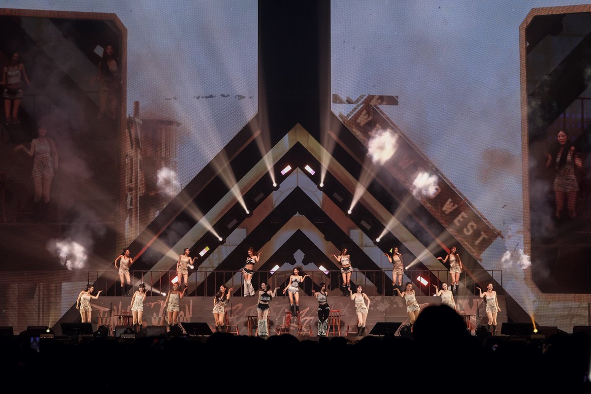 LiveNationTW's tweet photo. 好幸福🤍
從高雄到台北 繼續愛著ITZY！

ITZY 3RD WORLD TOUR <TUNNEL VISION> in TAIPEI 攻蛋完售精彩落幕🔥

Thank you all for coming to ITZY 3RD WORLD TOUR <TUNNEL VISION> in TAIPEI. See you next time! https://t.co/osIfTYxnkl
