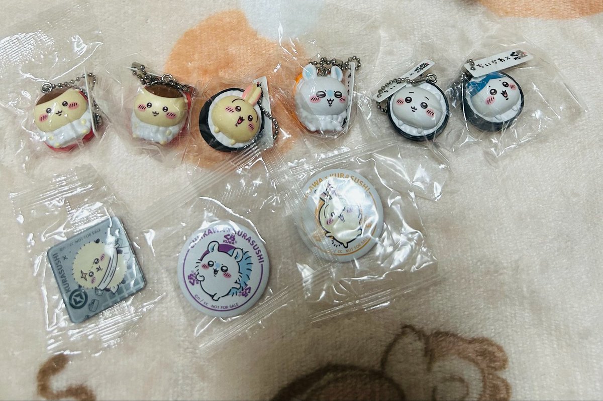Toontown_cd's tweet photo. くら寿司ちいかわ💛🤍🩵💜🩷🤎🧡💚 https://t.co/hcIt0heXOP