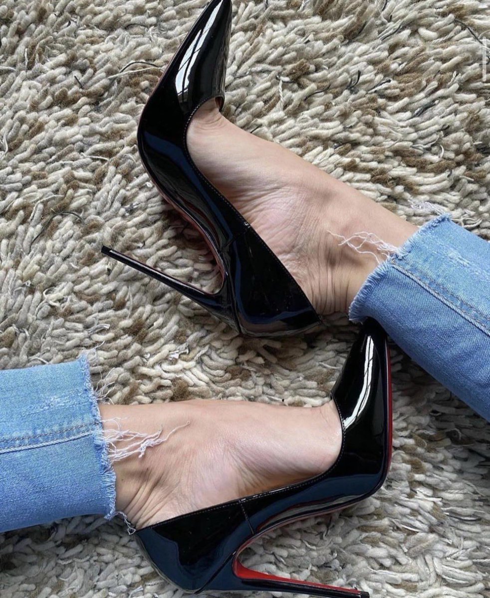 Louboutinmuse_'s tweet photo. https://t.co/krQ3XjpK2L