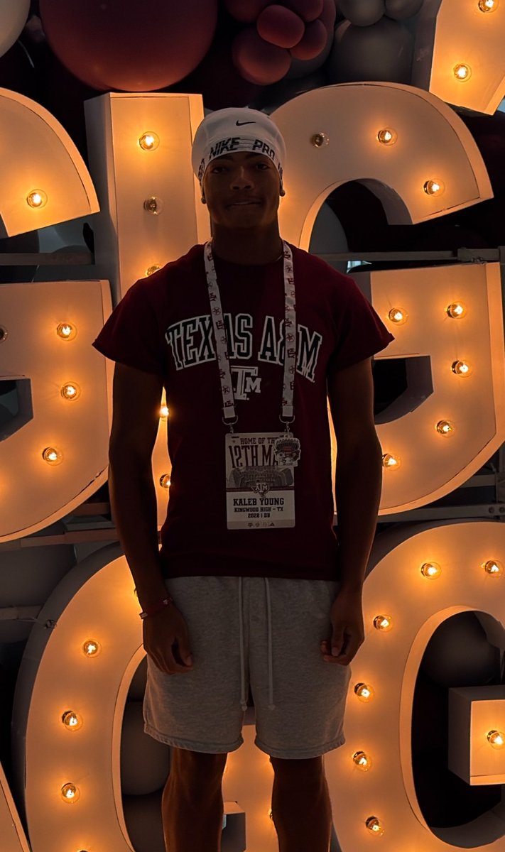 kaleb_young6's tweet photo. Thank you @LThornburghTAMU for visit looking forward to another great Talk with you. @AggieFootball the atmosphere was amazing really eye opening experience thanks for the opportunity 🤍 @3ironsg @Darius_joiner24 @CoachMikeElko @CoachBGA @KHSMustangFBall @CoachWishom @CoachNupe https://t.co/OH6cIjDw2S