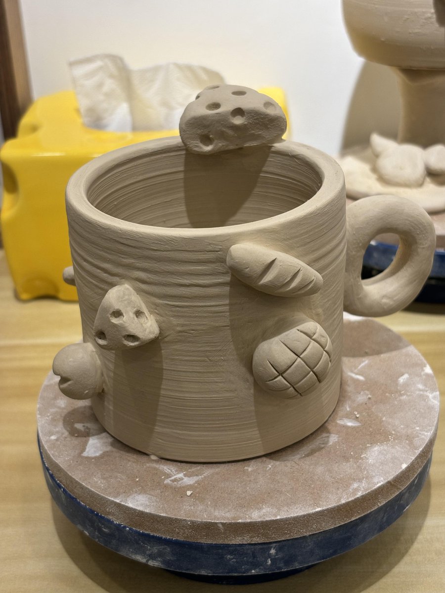 soft_sunribkty's tweet photo. I successfully made a cup today. https://t.co/Lms5fbfYPt