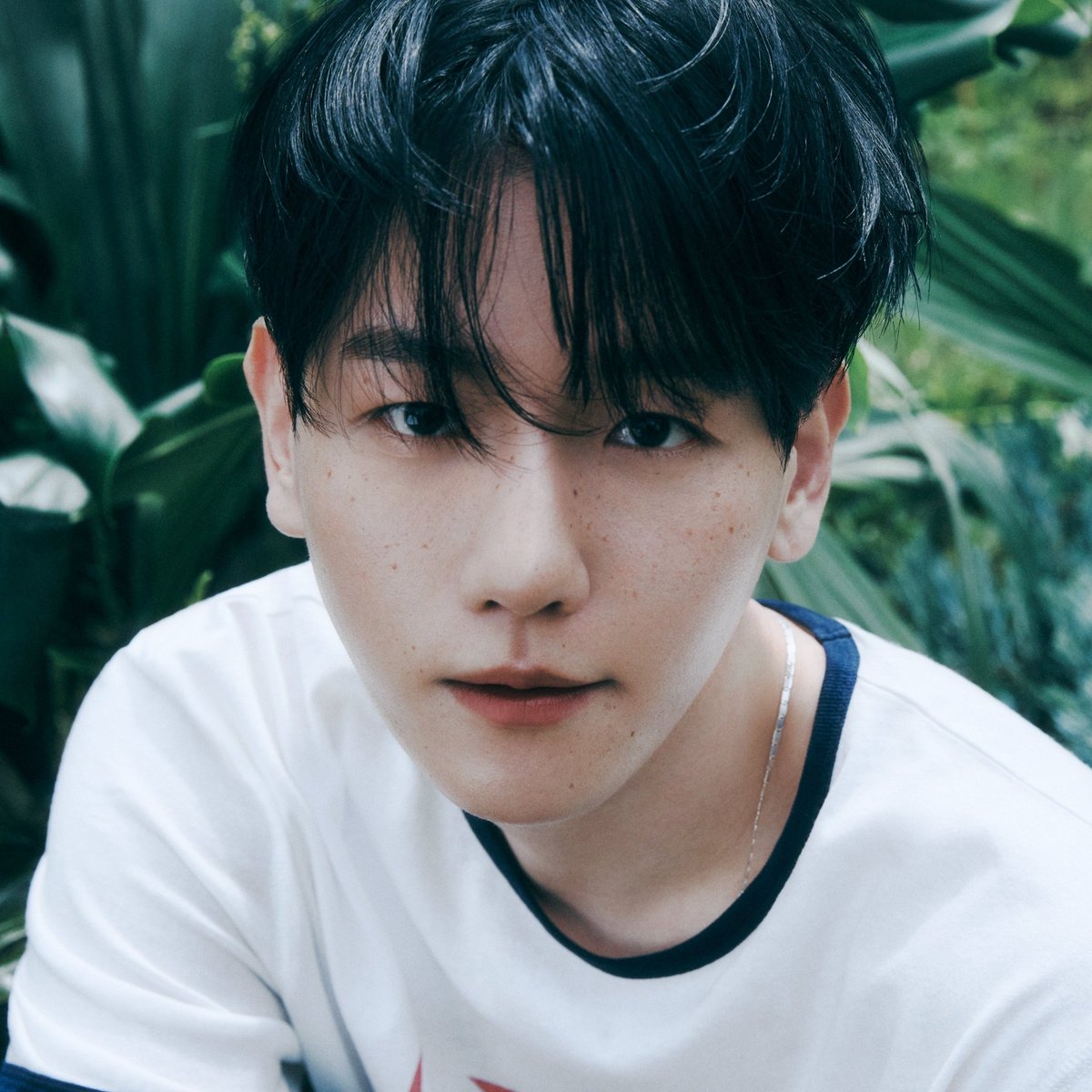 OneilyMusic's tweet photo. 2 years ago today, BAEKHYUN released his 4th mini album ‘Hello, World.’ https://t.co/elPYCfYuNV