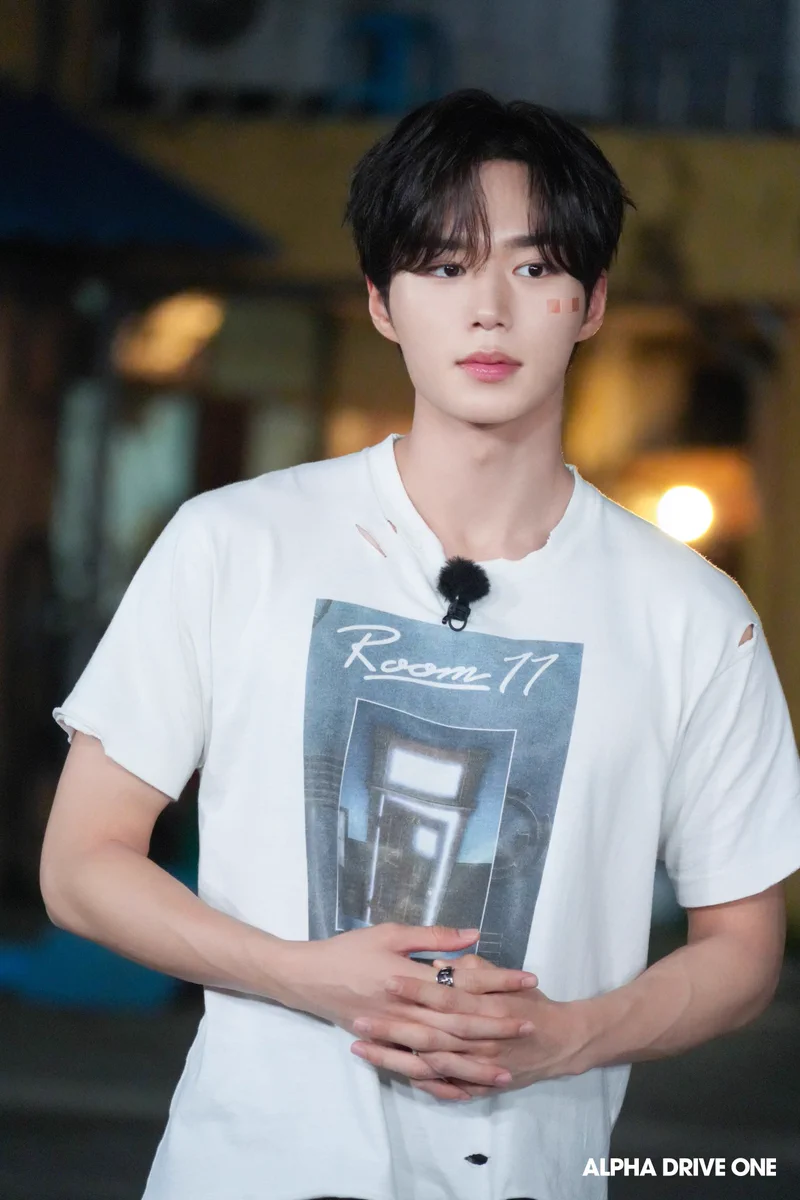 디어리스트쭌♡ on X: 