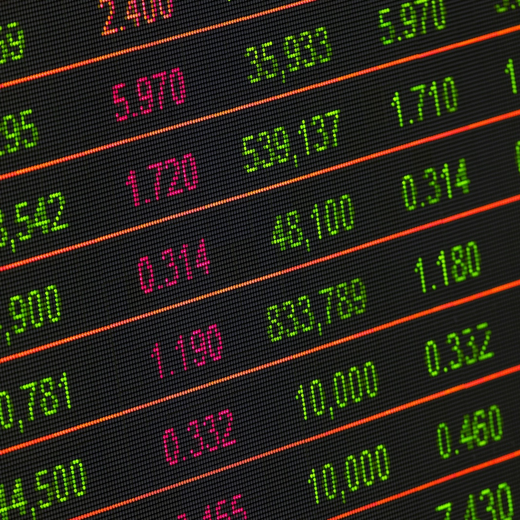 CoinMarketCap's tweet photo. LATEST: 📈 Kalshi's head of crypto John Wang told Bankless the company's ultimate goal is to become "the largest exchange on the planet." https://t.co/bFRrWGkNB0