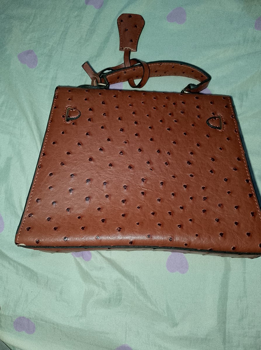 cheolsimp17's tweet photo. wts lfb ph
 Hermès Kelly Mini bag
counterfeit/replica

250

Loc. Bulacan https://t.co/Pfx1zYZHjZ