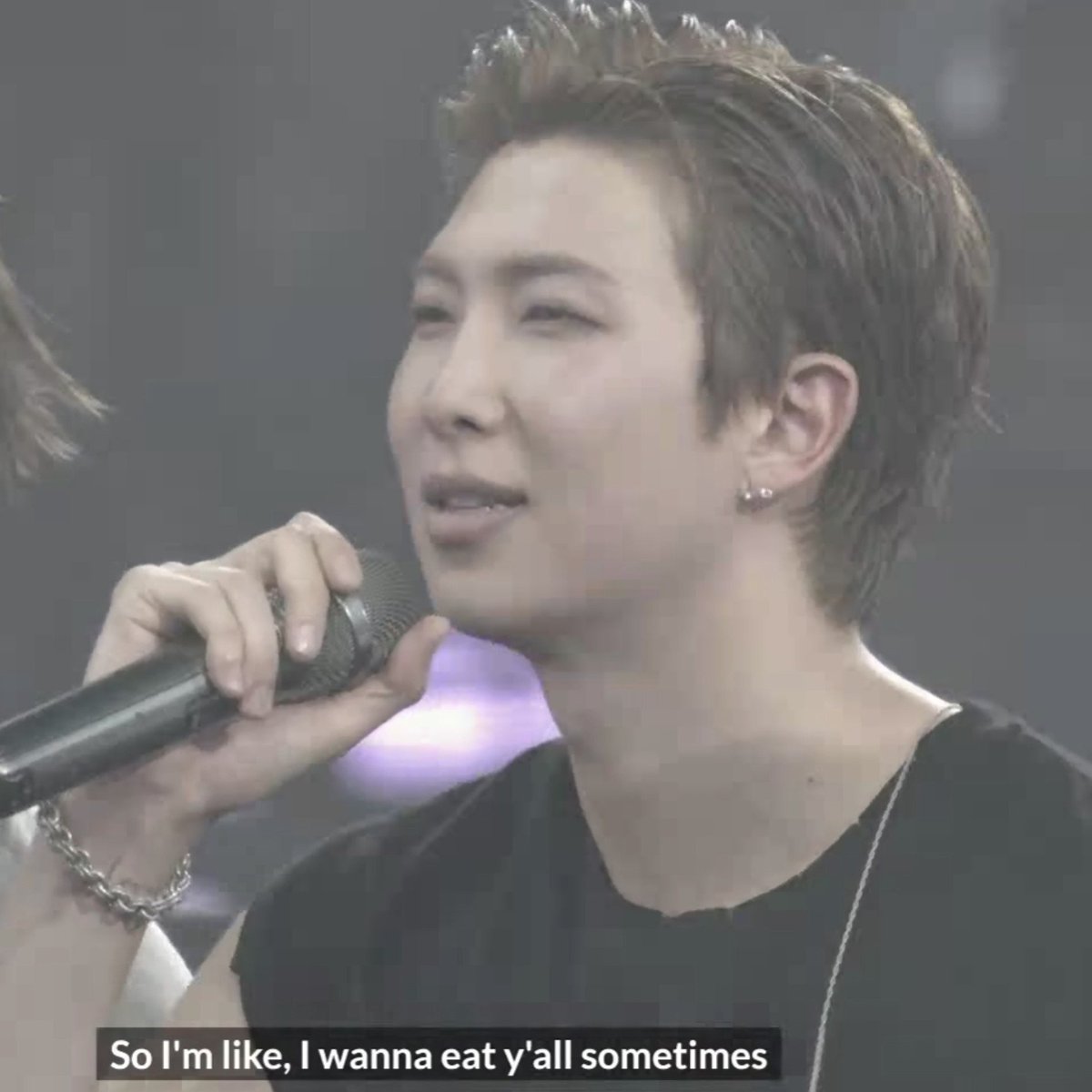 agustdslawgurl's tweet photo. namjoon if he was on stan twt
🐨: not in that way guys 😭😭😭😭 (iykyk😭) https://t.co/wza0hTn0G1