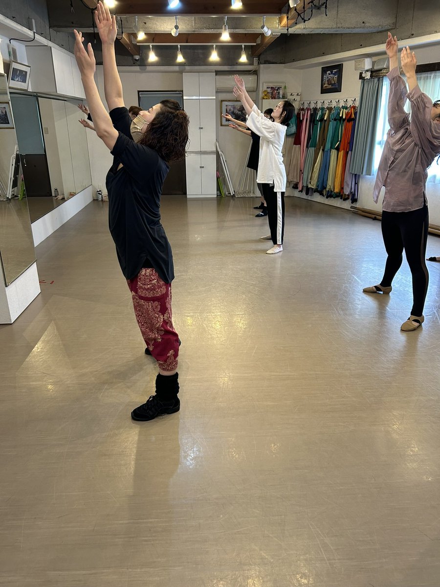 HayHaydance's tweet photo. 群馬大人ジャズダンスWS開催♪ https://t.co/Ca9KL0TORy 入門と初級の2レッスン♪入門はダンス未経験者、初級はダンス経験者、最近はミュージカルや演劇の方々が沢山受講して下さいます♪ダンスの輪が広がります様に　
#群馬大人ジャズダンスワークショップ #ミュージカル #演劇 #ジャズダンス https://t.co/NK2PgjWr2g