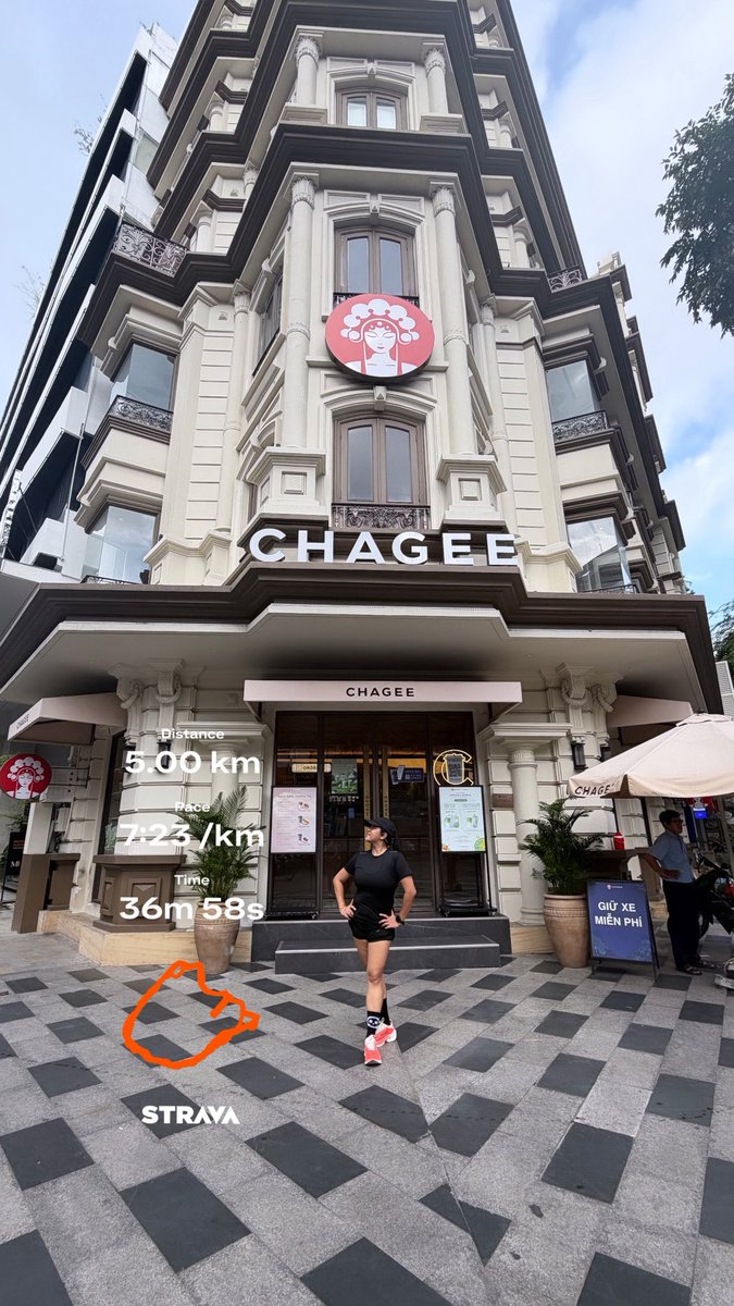 jelaireynoso's tweet photo. Squeezed in a good 5km run🏃♀️⚡️
#sundayrun #ANGGEtaway ✈️ https://t.co/E0PYKeeQMQ