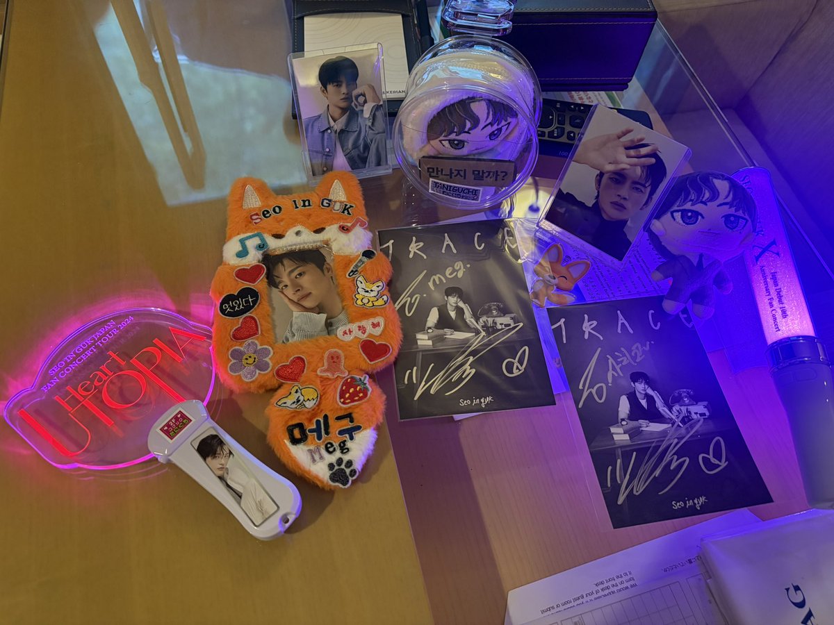 Meg0429sig's tweet photo. SEO IN GUK  2026 TRACE リリースイベント大阪２日間参加しました〜♡今年もグクちゃんに会えて夢のようでした😍サインの確認で名前を呼んでくれた声が今も心の奥で響いてる🥰歌声♫話す声…すべてが尊い🤩素敵でした✨✨グクちゃんありがとう😊そして仲良しペンちゃん達初めてましてさん達ありがとう https://t.co/9gbqSd4IYk