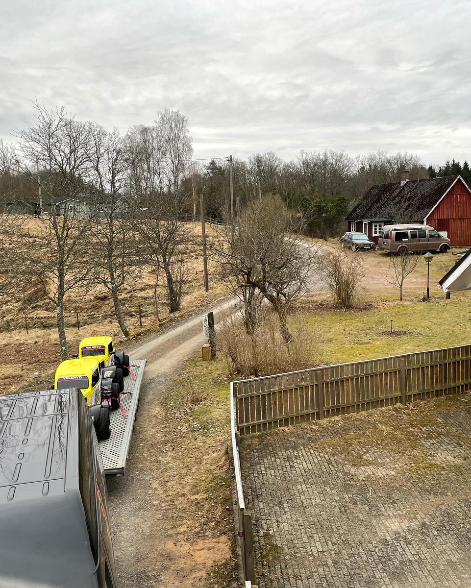 SharikaBlo52's tweet photo. On the way home from an amazing Saturday in Sweden. A great, educational day where the pace kept improving. Soon it’s time for the real action to begin. Thanks to Nyman Racing and the best team for a fun day at Ljungbyhed. https://t.co/NWiwCEZKRy