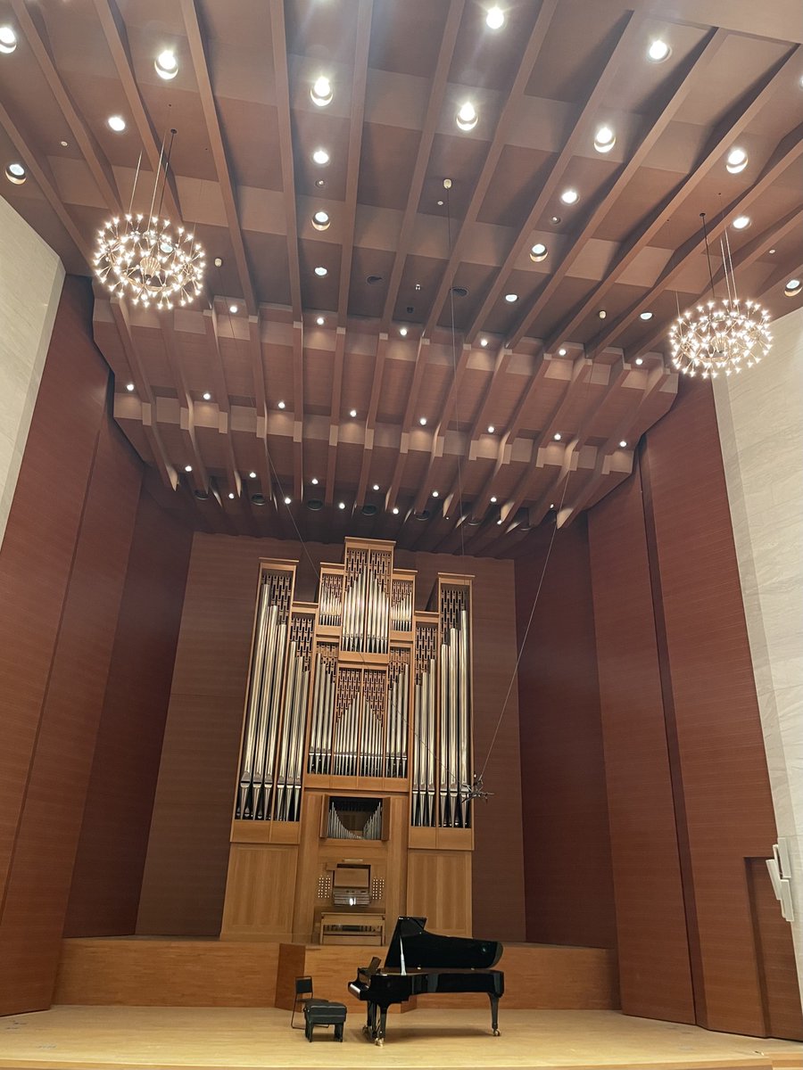 iugoka's tweet photo. Piano duet concert (four-hand piano concert) ..Musashino Civic Cultural Hall..’26.9.6
＞畝る迫力の響きに魂が揺さぶられる https://t.co/ir7o9t6yuV