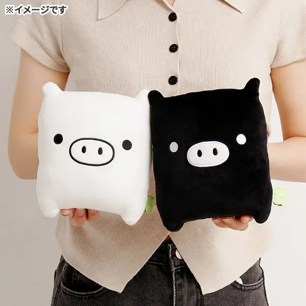 sanx_netshop's tweet photo. 【🖤🤍好評発売中🖤🤍】
🔗▶https://t.co/4Cxr3wPlt3
今日は96（くろ）の日だよ〜！
ということで、モノクロブーのアイテムをご紹介♪

ぬいぐるみやポーチ、ステーショナリーなどが発売中！
ぜひチェックしてみてね🤍

#モノクロブー #黒の日 #発売中 https://t.co/QvKL7cVyMZ