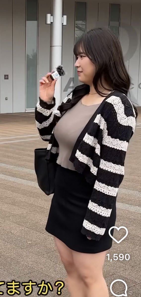 m16565093's tweet photo. バズって垢消ししたよね
#オナペ
#爆乳 https://t.co/v83yzflonY
