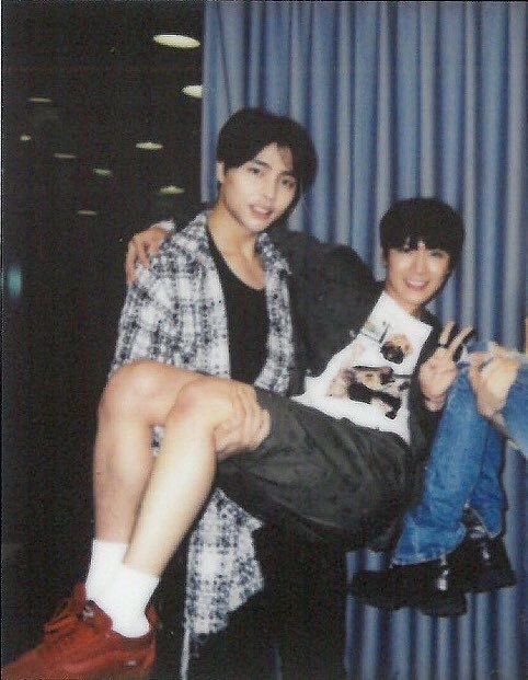 jayppx_'s tweet photo. เสี่ยจ๋ากับหนูขาในตำนาน ใครจะสู้ https://t.co/8EJNP2Ha5j