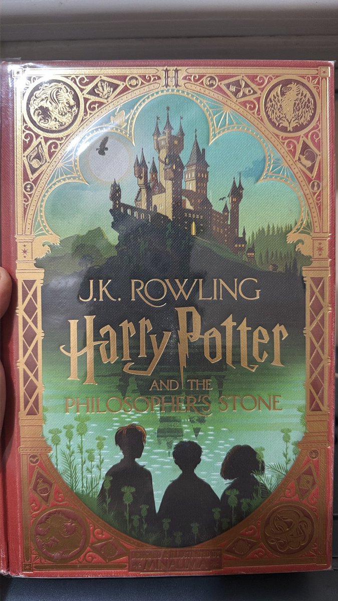 FishyGaemer's tweet photo. All the HP series posts on my feed made me want to do a reread. When I first saw this version on FB, I was thrilled!  Super saya ko na I can finally afford to buy my own copy tapos ganito pa kaganda ‘yung illustrations 🥹 https://t.co/4a9XKKE9di