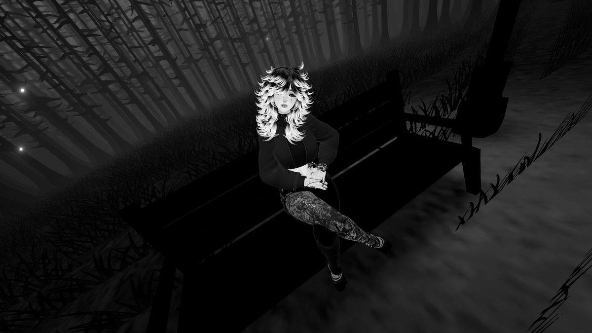 xVioletDeathx's tweet photo. Lost in the dark woods...🌲 Spooky👻

World: https://t.co/Tr7kNPhVUk

#VRC #VRChat #VRCPhotography #VRChatPhotography #VRC4Photos https://t.co/Vr4CVxYgL4