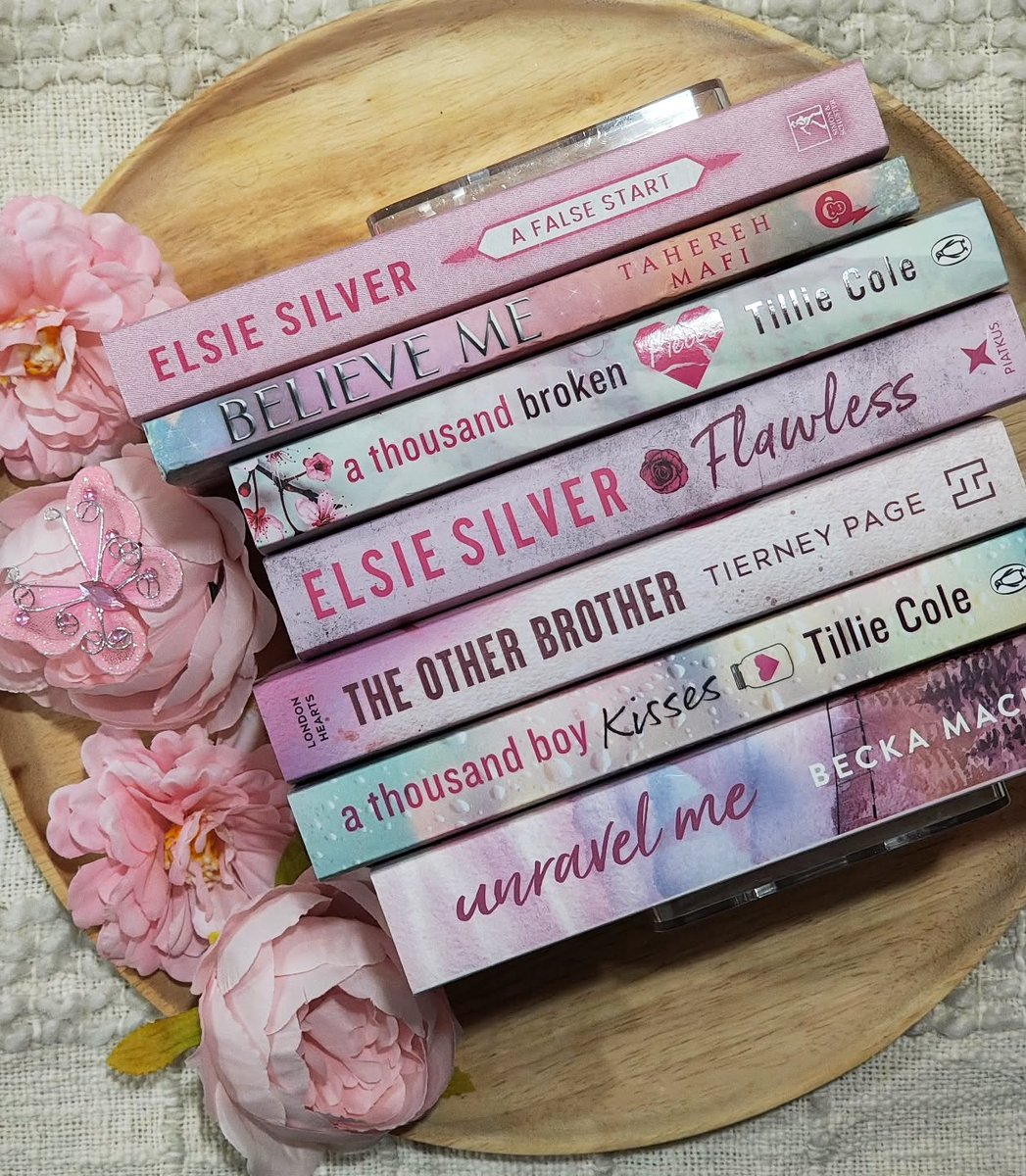 LarryYeomaf03's tweet photo. Happy Pink Wednesday, everyone! What are you reading this Wednesday? I finished Two Twisted Crowns last night—or should I say it finished me. An incredible read and now one of my favorites. I highly recommend Rachel Gillig’s Shepherd King duology! https://t.co/kZBOAoLQQN