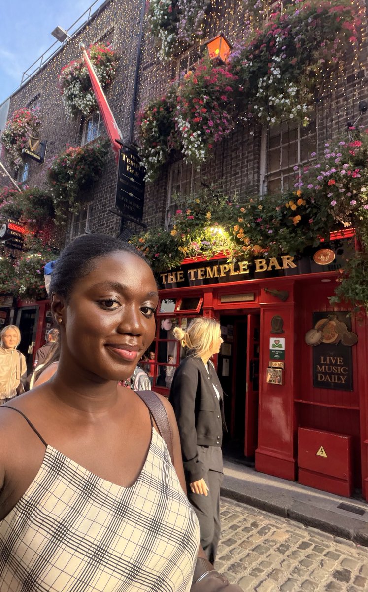 mansah_as's tweet photo. Dublin has my heart. Someone take me there again 😩😩 https://t.co/rcndwBsdQV