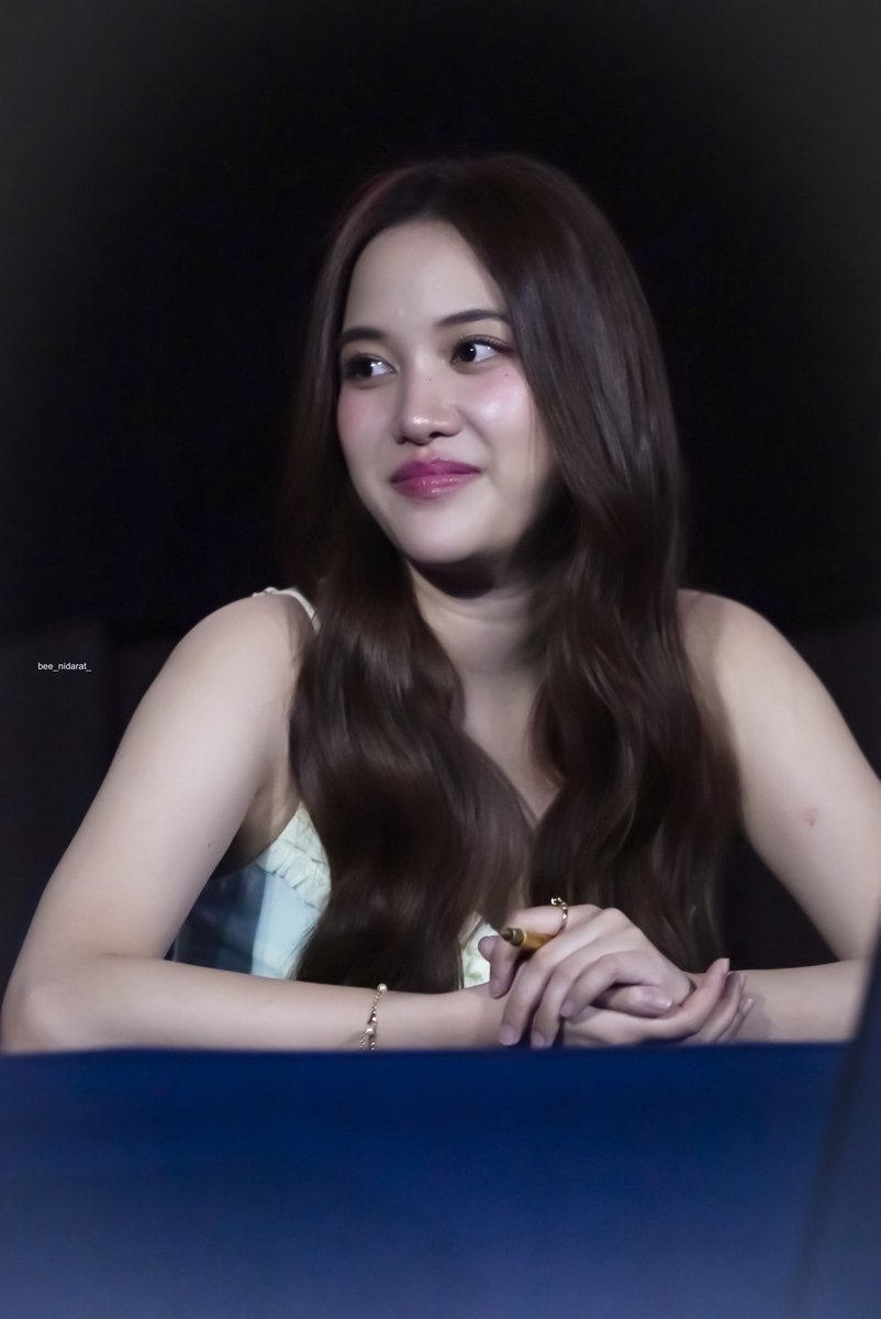 bee_nidarat_'s tweet photo. ต้าวความรัก

HOME SWEET HOME WITH FREEN
#HomeWithHerFansign
#srchafreen #FreenSarocha https://t.co/0mvD5bghx9