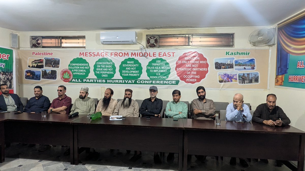 aphcjkofficial's tweet photo. APHC-AJK pays glowing tribute to the martyrs of September 6, 1965, honoring their courage and sacrifices while reaffirming solidarity with the Kashmiri people’s struggle for self-determination.
#DefenceDay #Pakistan #APHC #Kashmir #Martyrs #September6 https://t.co/LTxw0tgeiF