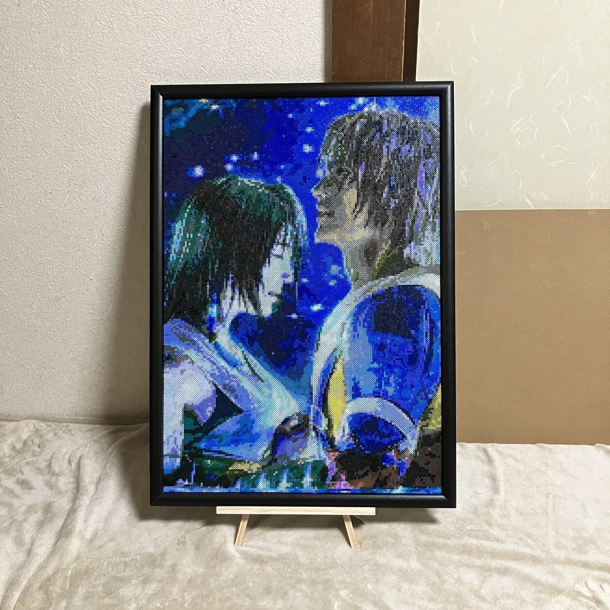 asari_umauma's tweet photo. フレームに無事収まりました✨
ミニフューズ・ニコラテ使用
124色　総数31236個

これくらいは離れて見るのが良いのです
ヽ(*ﾟ▽ﾟ)ﾉ 
#アイロンビーズ
#ff10
#ファイナルファンタジー https://t.co/E650lA9cnO