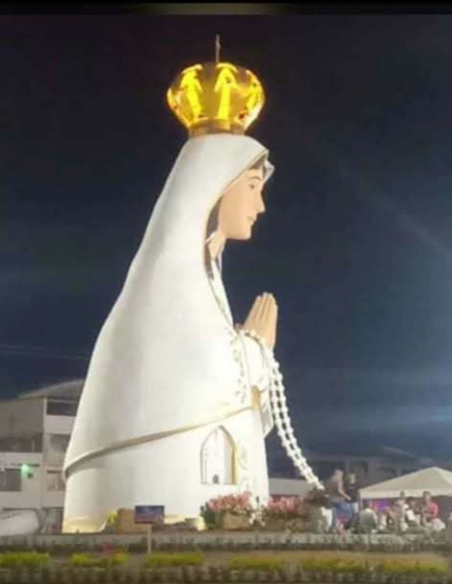 charbil's tweet photo. Solo nos queda encomendarnos a la virgen del valle para que nos libre de esta pesadilla..sin agua sin luz un calor sofocante..y un plaguero insoportable..Cumana es un caos! https://t.co/gX93tx0VHy