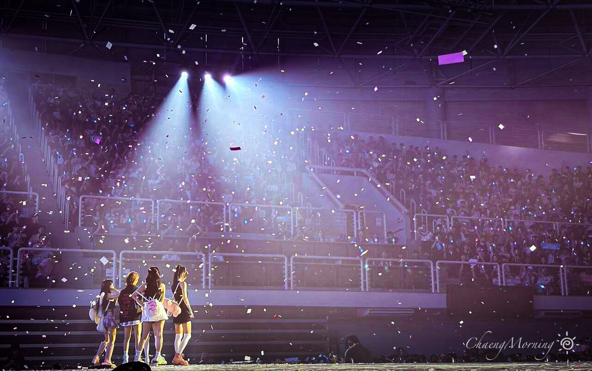 chaengmorning's tweet photo. 아름다웠던 9월6일로 영원히 기억되길

#프로미스나인
#fromis_9 
(사진 제공받음) https://t.co/nae2idSBds