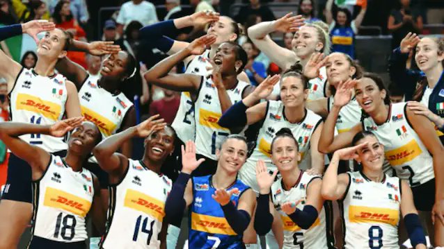 sailorerissima's tweet photo. Le uniche che ci danno sempre tanta soddisfazione: ORGOGLIO ITALIANO. 💚🤍❤️ #italvolley https://t.co/aW38RPXhz4