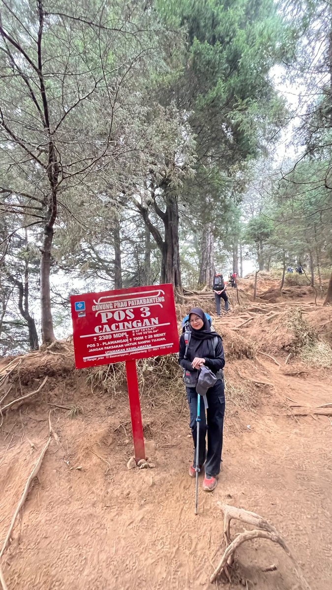 hernaauryna's tweet photo. Mt. Prau⛰️✨ https://t.co/aYo2xm05Mz