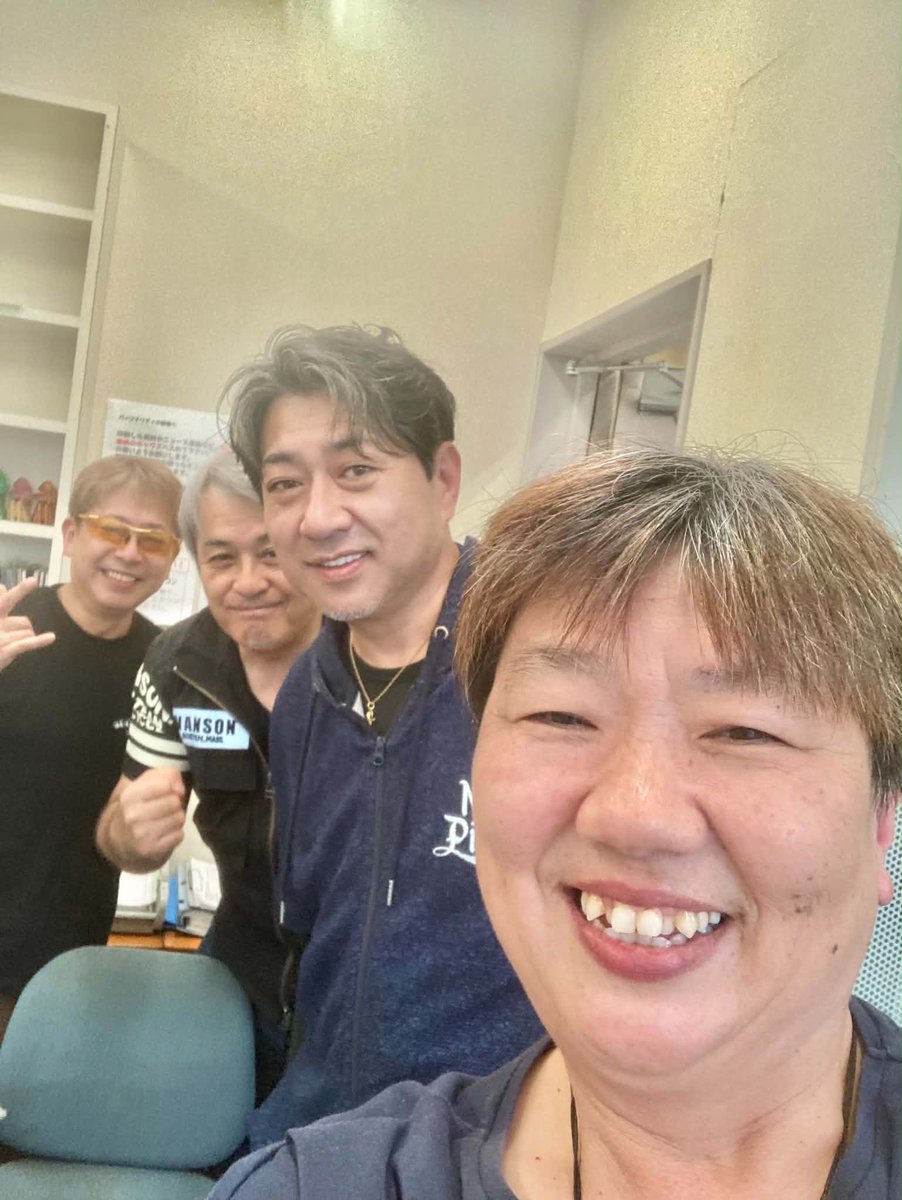 Kazz81131646's tweet photo. 今日は #FMPOCO
#おでましナイトパイレーツ
収録日でした。
ゲストに #大鷲拳 さん #ErikoYoshidaさん を迎えて
楽しい収録となりました☆
本放送は、9/18  9/25 pm7時
どうぞお楽しみに！
#サイマルラジオ
https://t.co/s76wKnZhpk

その後は
飯坂町　#あたご横丁  へ
ごちそうさまでした！ https://t.co/gsB8y80rkZ