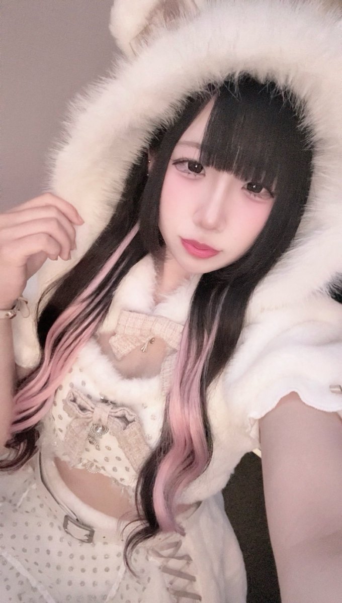 moeecco's tweet photo. @hinata_godgod 宗右衛門町のベアハグどうですか🎀
ご新規様メニューあります♩
よかったらぜひ！ https://t.co/6FAxB19psq