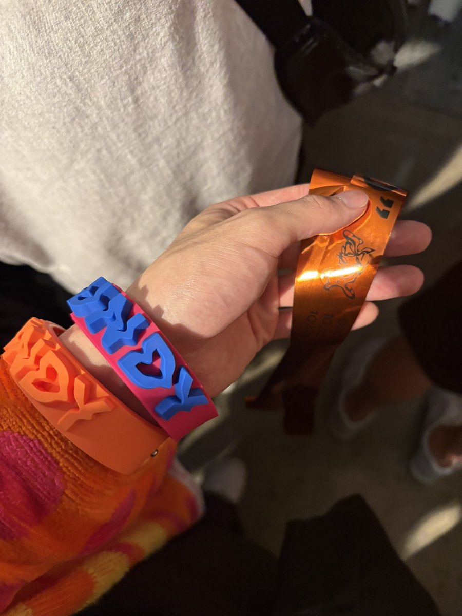 levmdg's tweet photo. Fでもここまで来れた！
ほんであのセトリたまらん最高😭
次は10月の北九州！🍜 https://t.co/rTjTjAhEuU