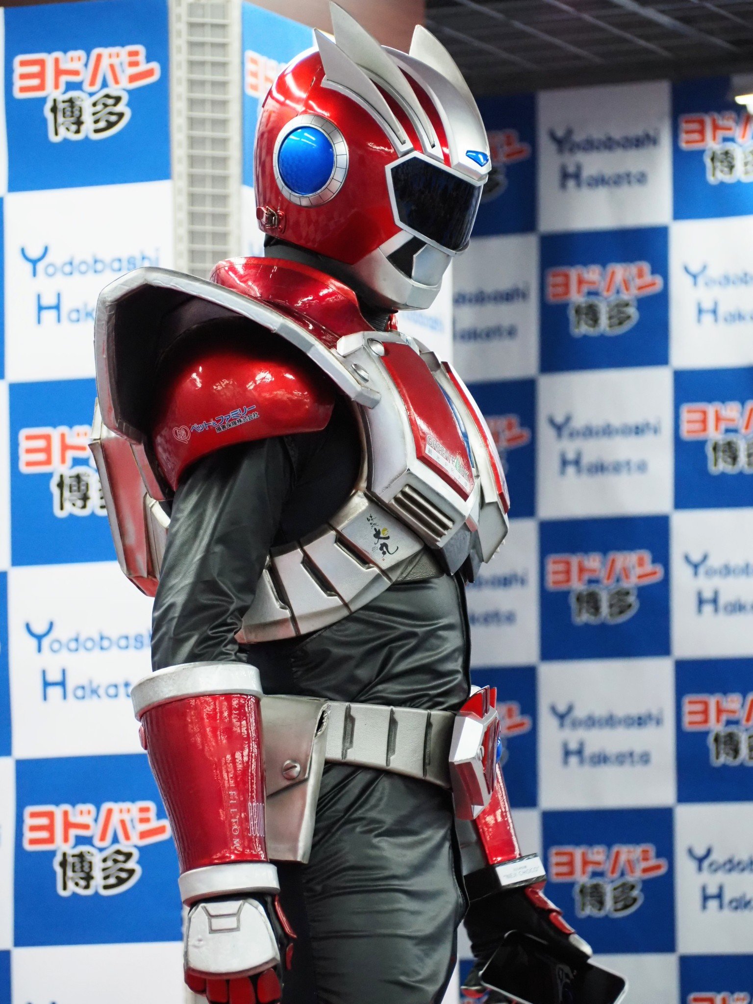 黒鷹（写真用） on X: 