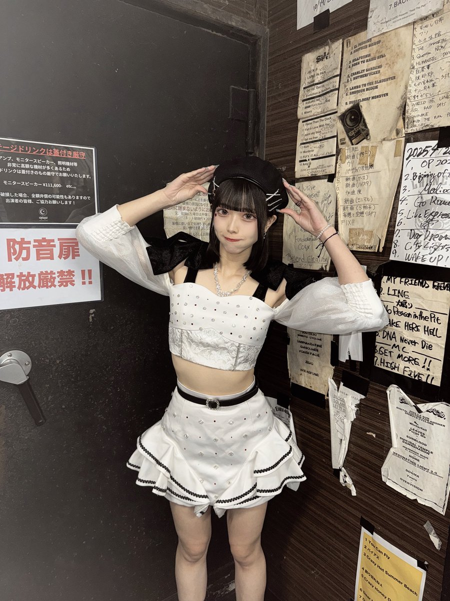 mana_lpop's tweet photo. ꒰ やぎくるみ生誕祭2026 ꒱
▶︎SHIBUYA CYCLONE
ありがとうございました❤️🤍

沢山の方が足を運んでくれてとても嬉しかったです！
幸せそうなくるみん見れてまなてぃも幸せでしたありがとう( ᴖ ̫ᴖ )
これからももっとこんな景色見れたらいいなと思いました！もっと頑張ります💪

みんな雨が酷くなる前に気を付けて帰ってね( ՞.  ̫ .՞)