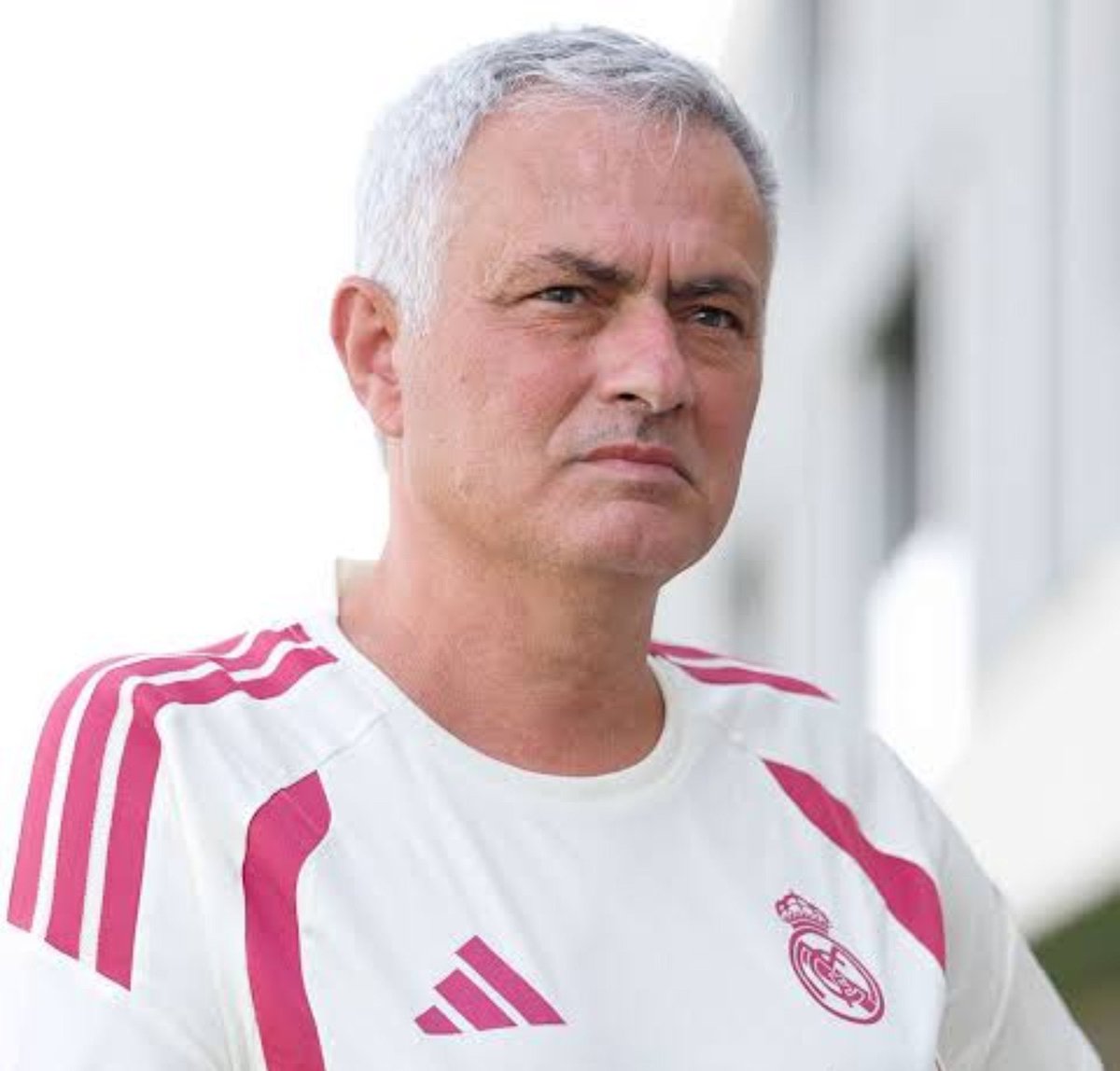 Anna__Arsenal's tweet photo. Kembar ya? @forza2pedri @forza3mourinho https://t.co/tWPhJDd0vq