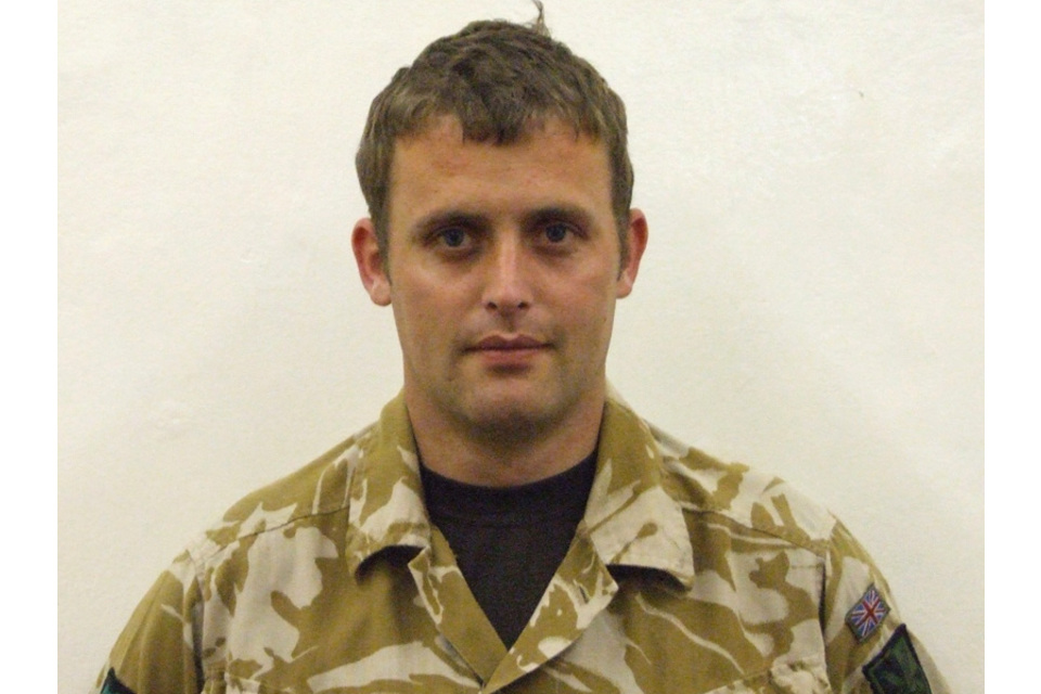 war_fallen's tweet photo. Remembering Lance Corporal Paul Muirhead, 1st Battalion Royal Irish Regiment, wounded in a mortar attack in Musa Qualeh, Helmand Province, Afghanistan on 1st September 2006, died of his wounds in Oman on 6th September 2006 aged 29. Paul was from Bearley, Warwickshire #Afghanistan https://t.co/kEjX3V9uTr