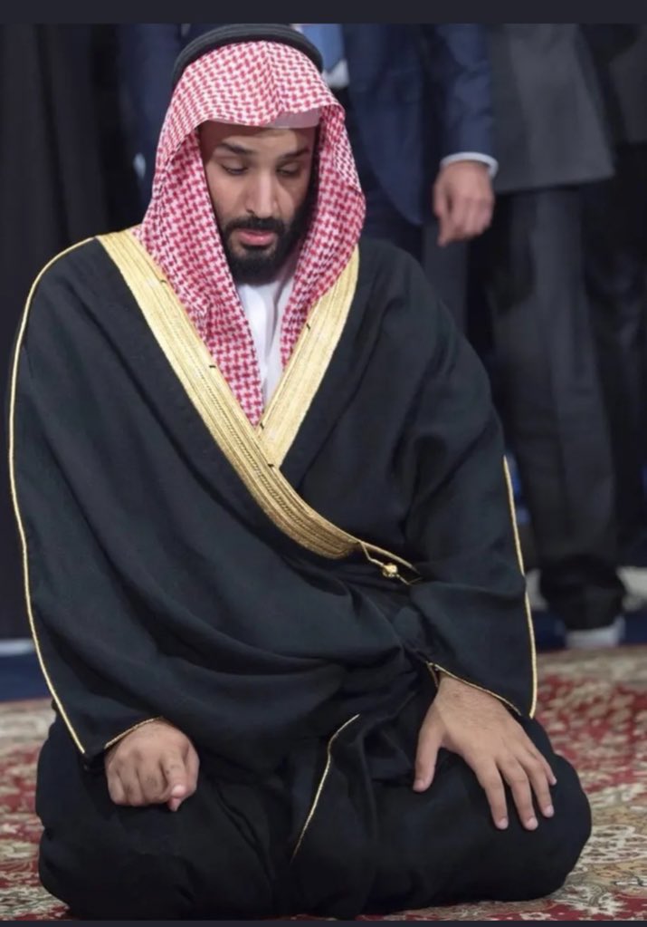 toootooo1102's tweet photo. اللهم احفظ هذا البلد واجعله آمنا مطمئنا 
تحت راية التوحيد وفي ظل قيادة 
والدنا الملك سلمان بن عبد العزيز آل سعود
وولي عهده عراب الرؤية محمد بن سلمان بن عبد العزيز آل سعود 

اللهم احفظهم وهيئ لهم البطانة الصالحة واكفنا شر الكائدين الحاسدين ورد كيدهم في نحورهم https://t.co/QGhds7FGRV