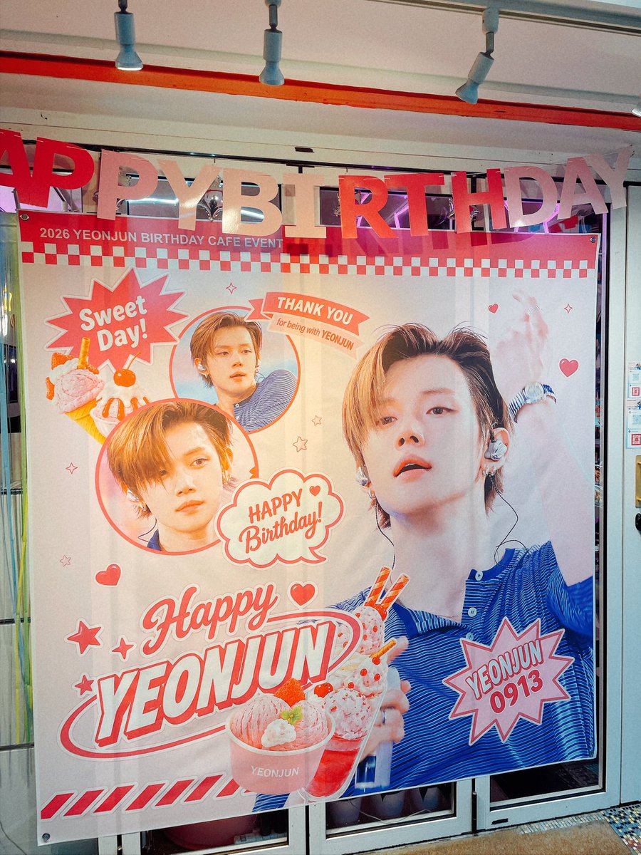 shiropiii_maru's tweet photo. ブルーシール行ってきた🍨
ビニールバッグが絶対欲しかったけど売ってなかったㅠㅠ
ヨアジョンも諦めて、センカ前を通ってまっすぐ帰宅~🎉 ｾﾝﾁｭ https://t.co/Z6Ii0Y1Aid