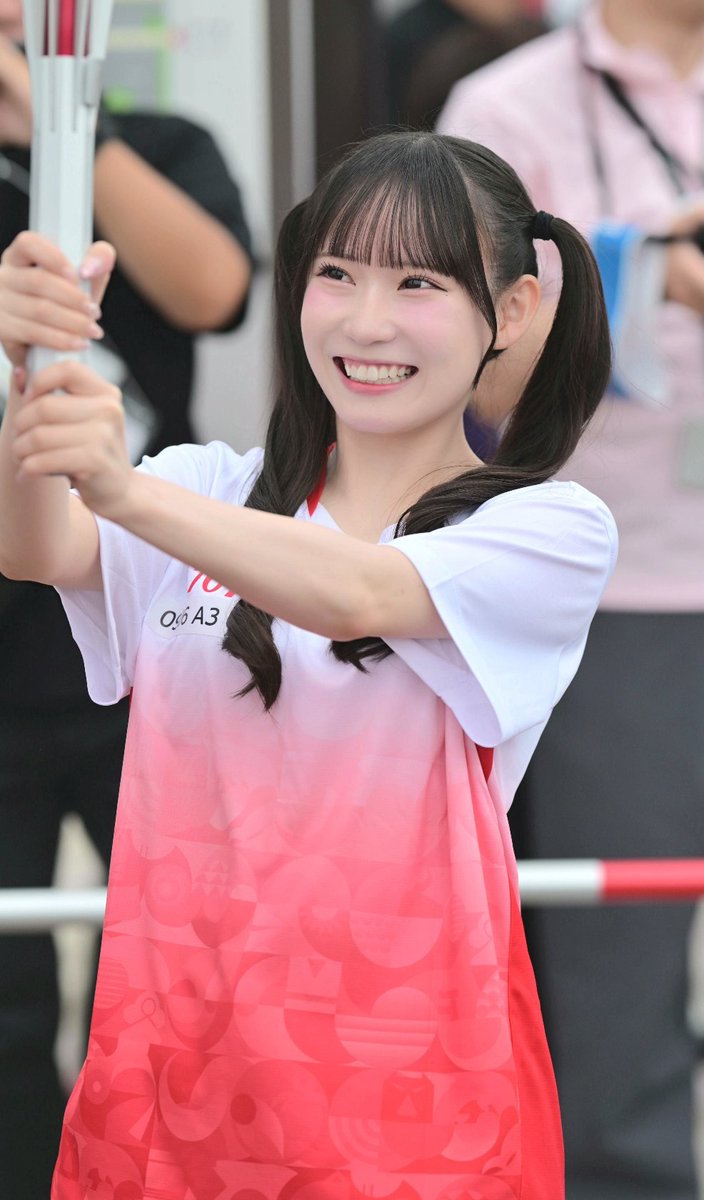 ko_taronPhoto's tweet photo. 2026/9/6

トーチを受け取るあずあず💜

#聖火リレーPRランナー
#SKE48
#大村杏 https://t.co/QW8XKgNU25