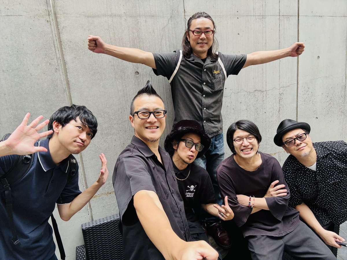 EmptyBlackBox's tweet photo. 今週末はイマフェスです!
9/12(土)渋谷La.mama
『イマフェスWBC2026』
開場12:30開演13:00
スキップカウズ
Empty Black Box
ダイナマイト☆ナオキ
ザ・キャプテンズ
枕元バンド
ウラニーノ
ニーネ
PHONOPHONE
転換時に出演者による一芸披露あり
詳細は↓
https://t.co/5x3V0tdIAm
#EmptyBlackBox https://t.co/W0a4IPnMrz