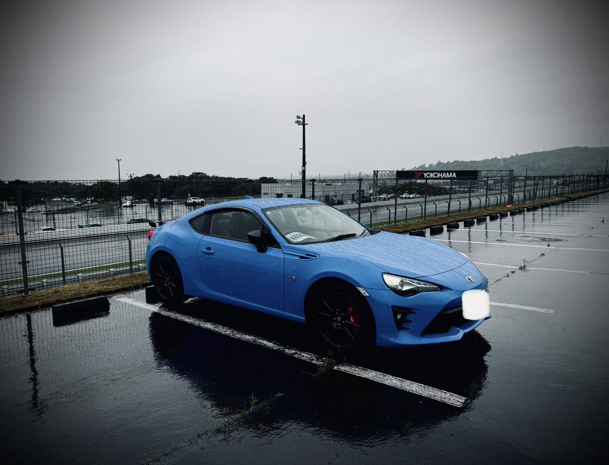 DETARAMESAN3's tweet photo. 大雨降る前に帰ります https://t.co/Hhwtr4TOTC