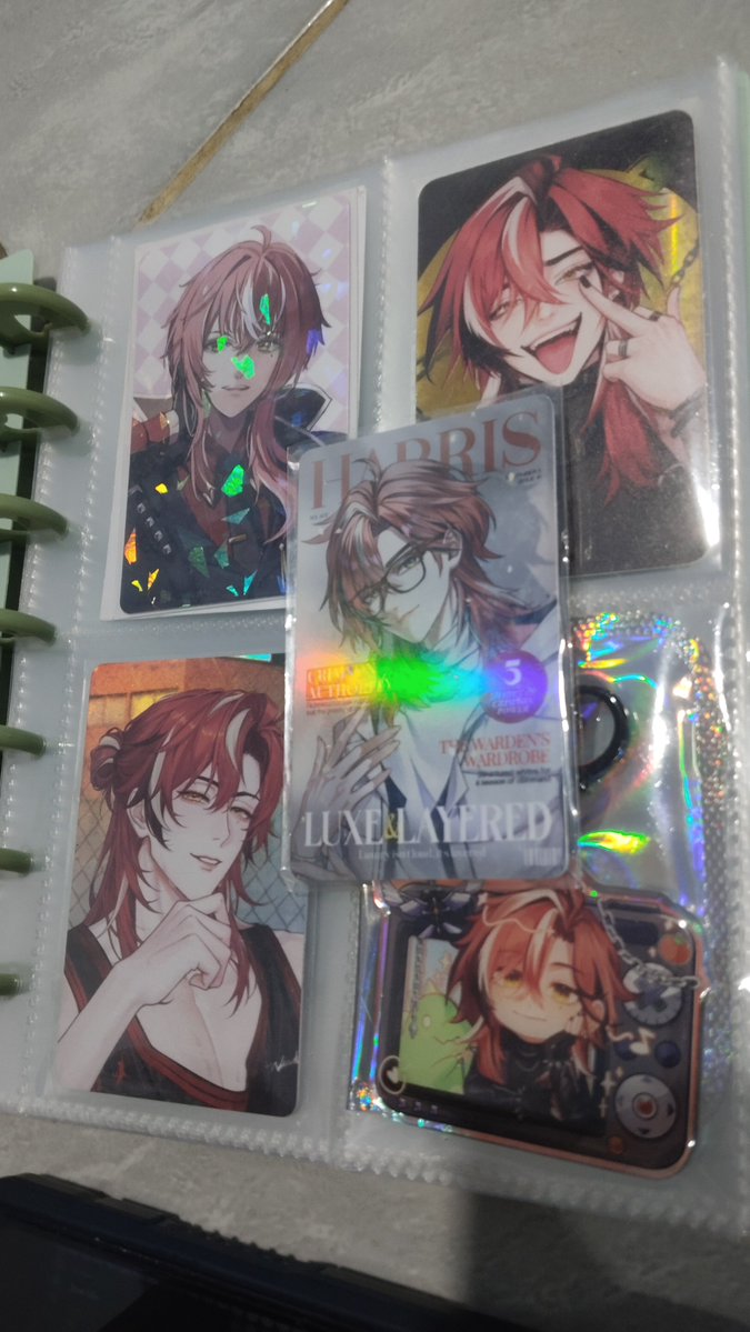 sheeemphony's tweet photo. mau WTS (want to sell) ini, ada yang minat kah?? 
tpi take all only (nanti akan di post info tambahan kalau pada minat) 
#warungeos #warungvtuber https://t.co/NqZqXmeYpM