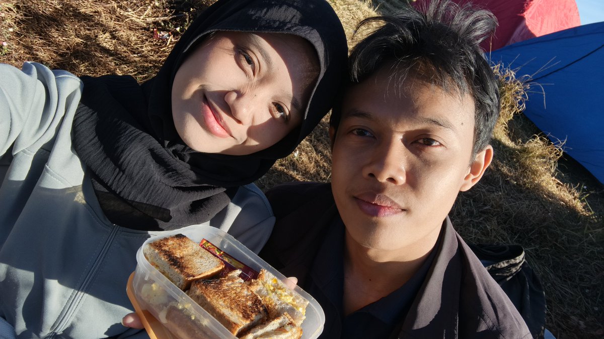 myth_cries's tweet photo. Weii Gn Prau Via Dieng terselesaikan https://t.co/MqIjWx6Y3m