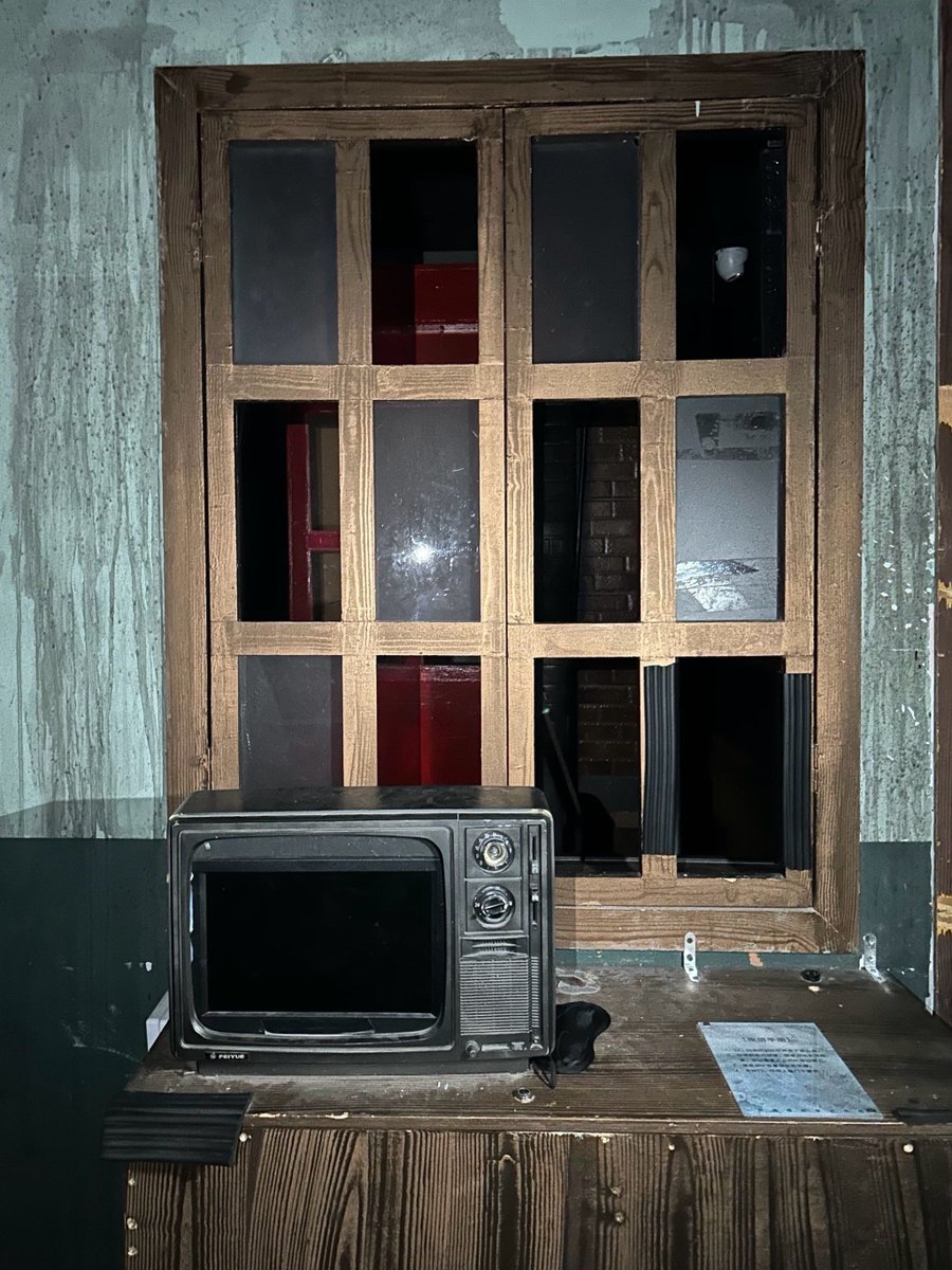 SyedSaimRaza4's tweet photo. Ready to break free Our new escape room is here—solve clues, beat the clock, and escape before time runs out. Will you take the challenge， https://t.co/hWqZq93oZR