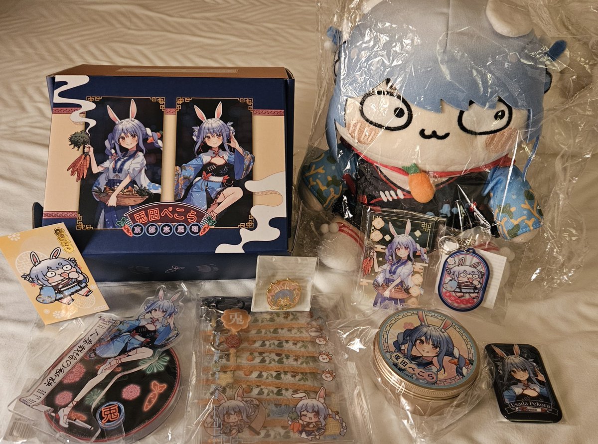 einnrinn's tweet photo. ついにペこちゃんの台湾コラボグッズが届きました！ぬいぐるみがすごく可愛いです。 https://t.co/k6ITg5lcLV